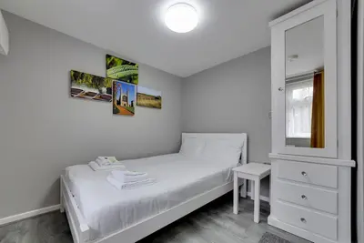 Image de Pass the Keys | Beautiful Self Contained Garden Annex