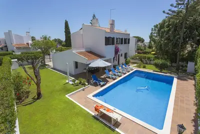 Villa Montechoro by Villa Plus