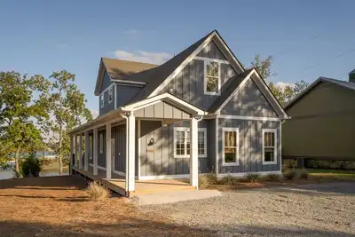 Image de Lake Tuscaloosa Getaway! Perfect for Football Weekends!