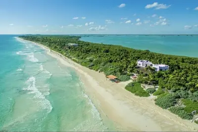 Image de Tulum Beachfront 20min from hotel zone <br>Housekeeping - amazing food