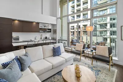 Image de Executive Luxury Loft in Downtown Victoria