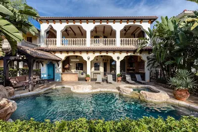 Image de The Spanish Castle | West facing pool, Spa and views of Jack Nicklaus Golf Course