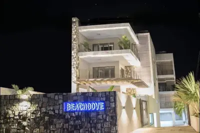 Image de Modern 2-Bed Sleeps 4 with Balcony