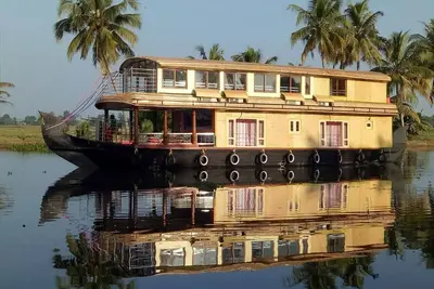 Image de 3bedroom private houseboat Or 3bedroom suite