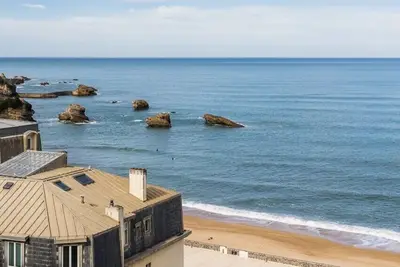 Image de Sky • Keyweek Appartement vue mer 2 chambres en plein centre Biarritz