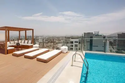 w*| Artsy Loft Overlooking Barranco