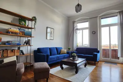 Image de 4 room apartment with balcony on 120sqm in top location
