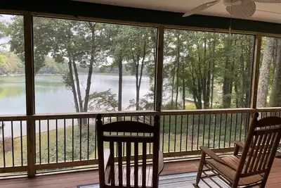 Mountain House on Private Lake