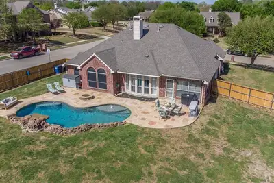 Image de Prosper Tx - One Story with a Pool