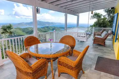 Image de Perfect single level family villa with spectacular 180 degree Bvi island view.