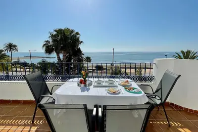 Image de Appartement 'Zahories Córner Mojácar sea views' avec piscine partagée, terrasse et Wi-Fi