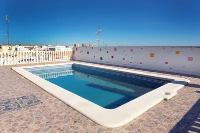 Image de Bel appartement \"Navgts5p33-1\" près de la plage avec piscine, climatisation et terrasse