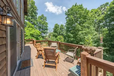 Image de Dog Friendly Getaway w/ Fire Pit & Game Room