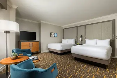 Image de You Found it! San Francisco Getaway! 2 Spacious Units, Cycling, Pets Allowed!