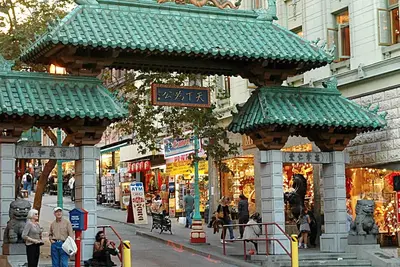 Image de Enjoy Stunning Views Of The City at This Property! 2 Spacious Units, Cycling!