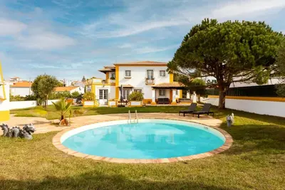 Image de Writer's Cottage    Luxury Home Inspiration