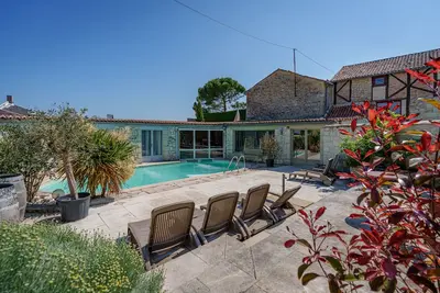 Image de Gite Lunaben - Grande maison avec piscine