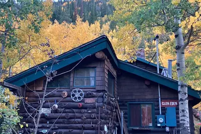 Image de Historic Log Cabin in Eldora! 10 minutes to Ski Area!