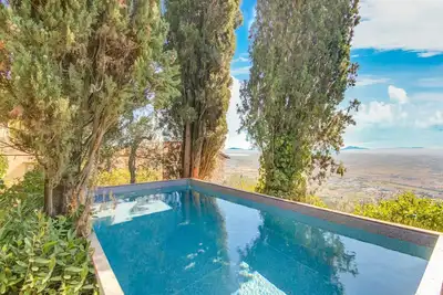 Image de Villa à Cortona avec piscine