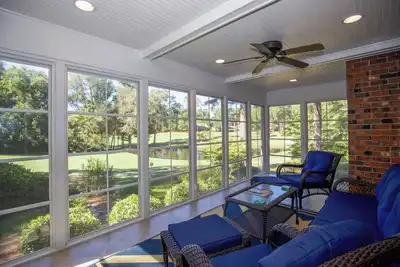 Image de Unwind at Cathedral Cottage: The Perfect Escape