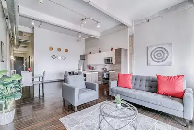 Image de Amyfinehouse Dallas 2br Premium Loft with Downtown + Pool Views+FreeBreakfast