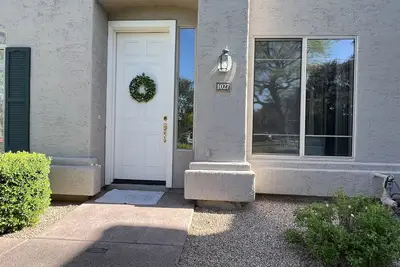 Image de Amazing Scottsdale gated location with private yard