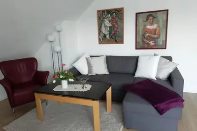 Image de Modern, bright vacation apartment with garden view