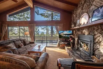 Image de ❤❤❤Tahoe Vacation Stay w/Lake Views/Next to Casinos❤❤❤