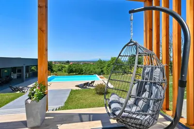 Image de Belle maison Ă Klostar Ivanic