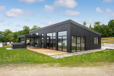 Image de Maison confortable à Sjølund avec sauna