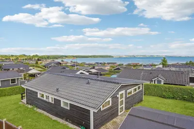 Image de Superbe maison à Rønde avec WiFi