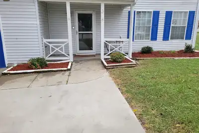 Image de This is a party/family house