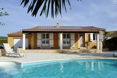 Image de Maison de vacances tout confort avec piscine privée et chauffée, Roaix-anc. Tui
