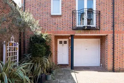 Image de Central Chichester 3bd Mews House For Up To 6!