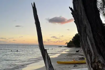 Image de Paradis entre ciel et mer, les pieds dans l'eau: