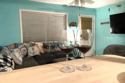 Image de Anglers Landing Llc, Lots of beds, Boat Parking, Big/Private back Yard, Hot Tub