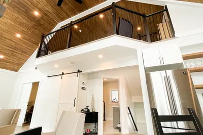 Image de Apex Mountain Resort. 3 bdrm Ski Cottage.