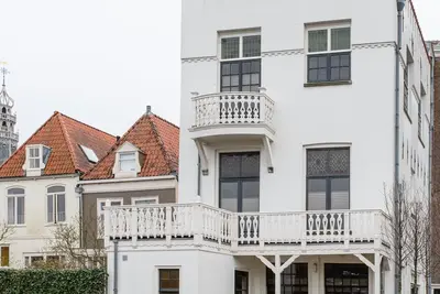 Image de Monumental home in downtown Hoorn, on the harbor with private parking!