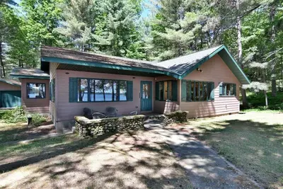 Image de Kitty Foye House on Upper Eau Claire Lake in Barnes