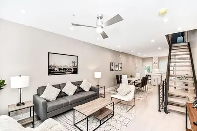 Image de Fabulous Open Concept 4Bedroom w/RoofDeck! Sleep10