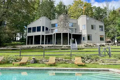 Image de A Secluded Modern Getaway