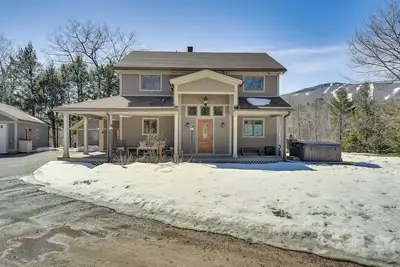 Image de 1 Mi to Okemo Mtn Resort: Ludlow Home w/ Hot Tub