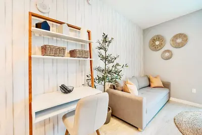 Image de Amazing Bayviews Studio! Perfect Location