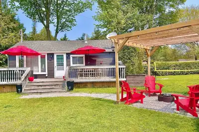 Image de Cozy Sauble Beach Hideout | Walk to Beach & Park!