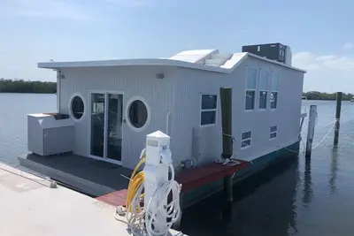 Image de Aqua Lodge Houseboat \"The Grey Lady\"