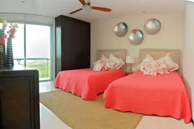 Image de Exclusivo Condo Zh Cancun. . . Frente Al Mar De Cancun. .