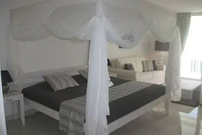 Image de ♥Studio de charme ♥♥ près de la plage d'Orient Bay