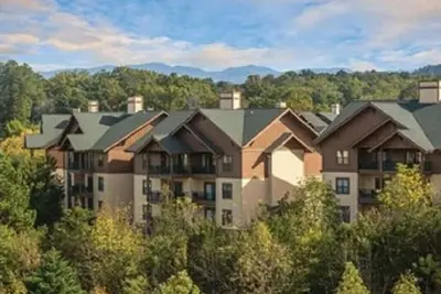 Image de Enjoy Thanksgiving in this 3br/ 2 Bath Wyndham Smoky Mountain Resort