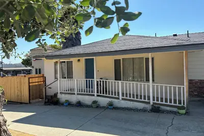 Image de Downtown Arroyo Grande - 2 Bedroom House
