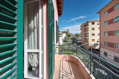 Image de Appartement \"Bilocale Cilea con Balcone\" avec Balcon et A/C